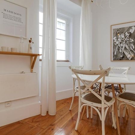 Madragoa Cosy Apartment Lisbon Luaran gambar