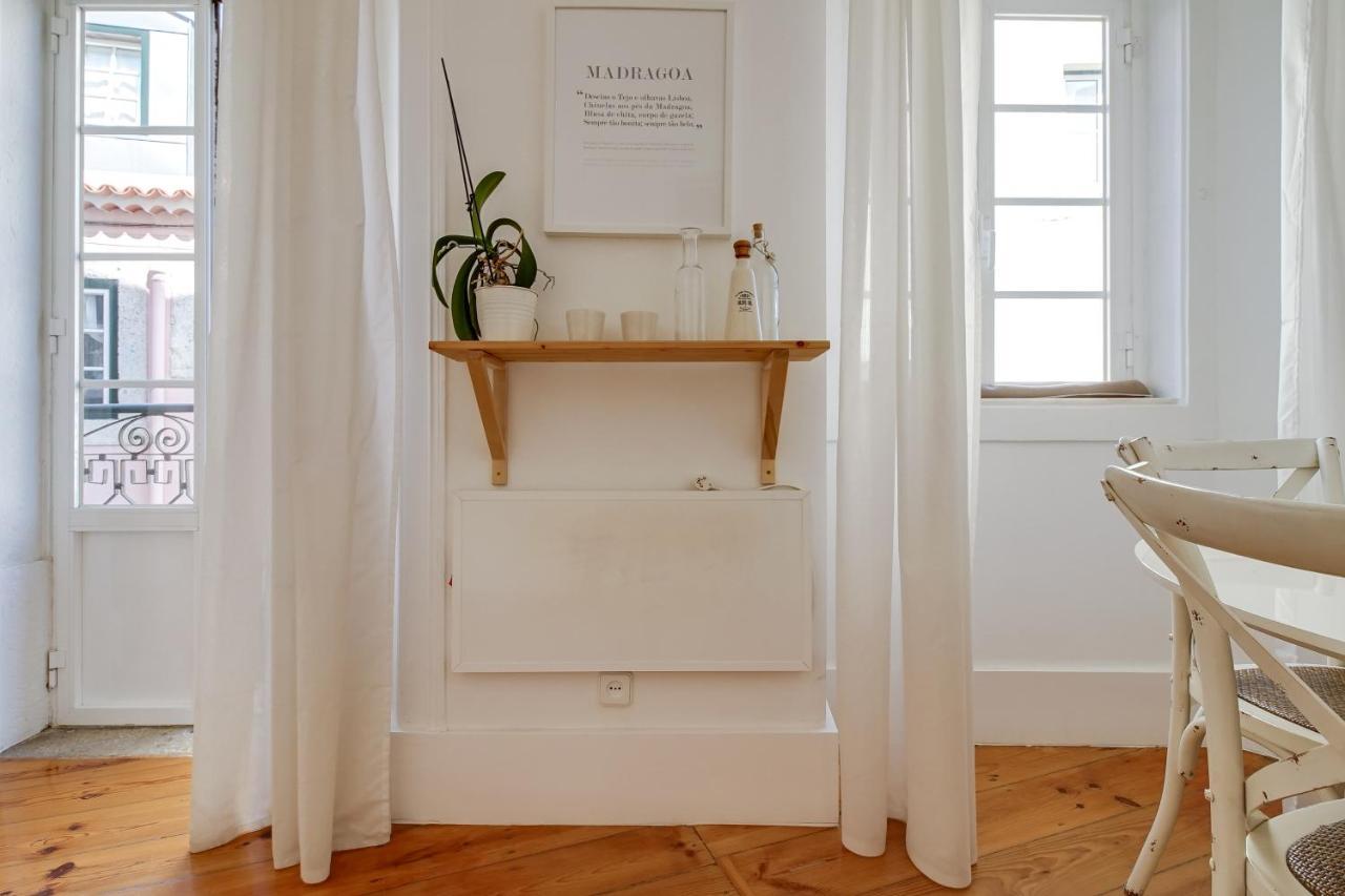 Madragoa Cosy Apartment Lisbon Luaran gambar
