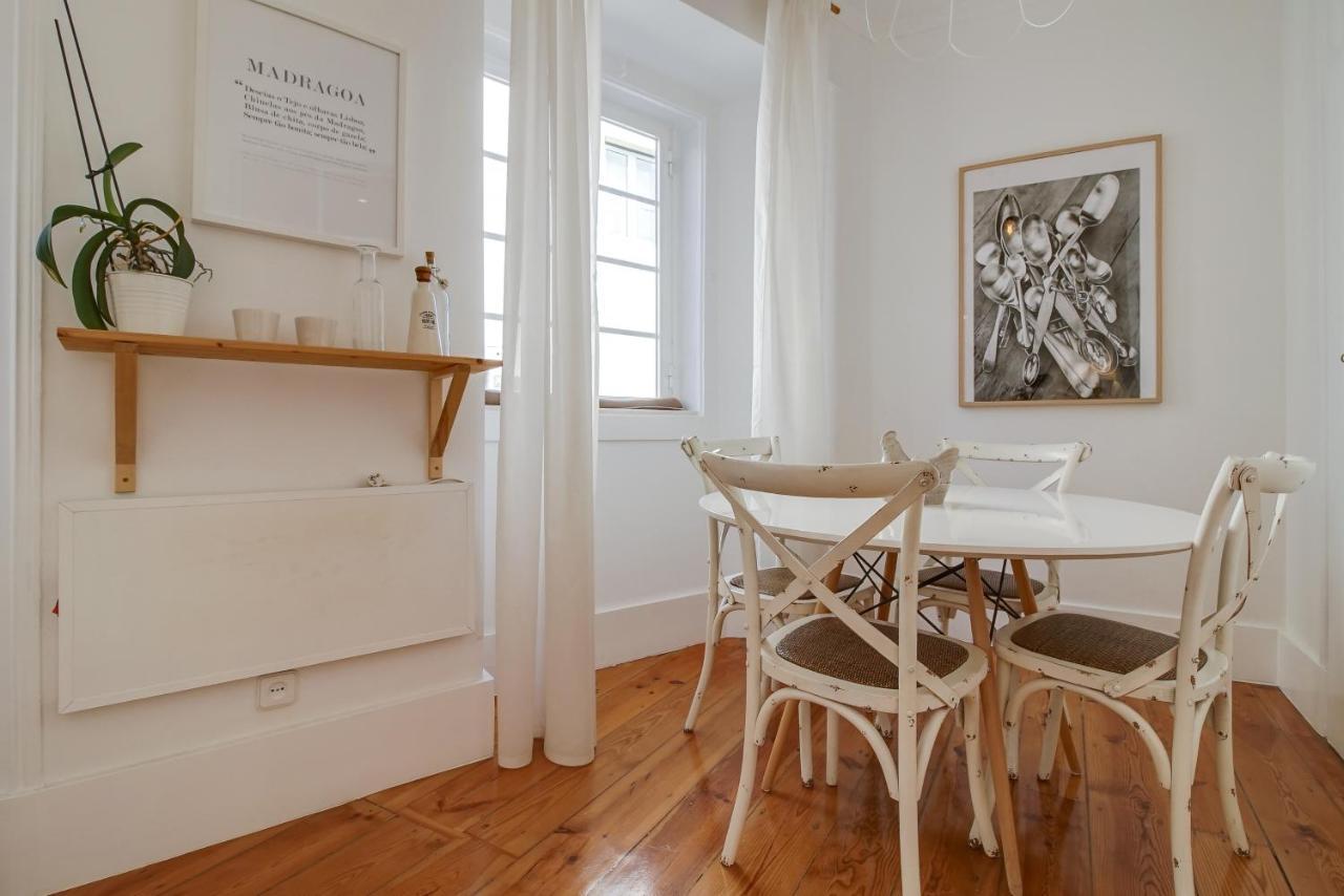 Madragoa Cosy Apartment Lisbon Luaran gambar