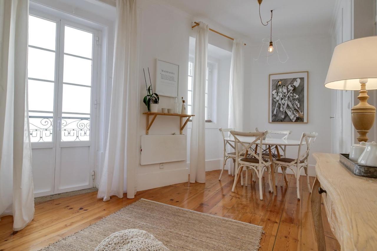Madragoa Cosy Apartment Lisbon Luaran gambar