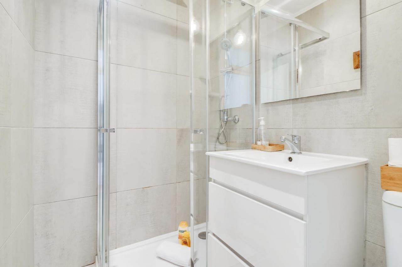 Madragoa Cosy Apartment Lisbon Luaran gambar