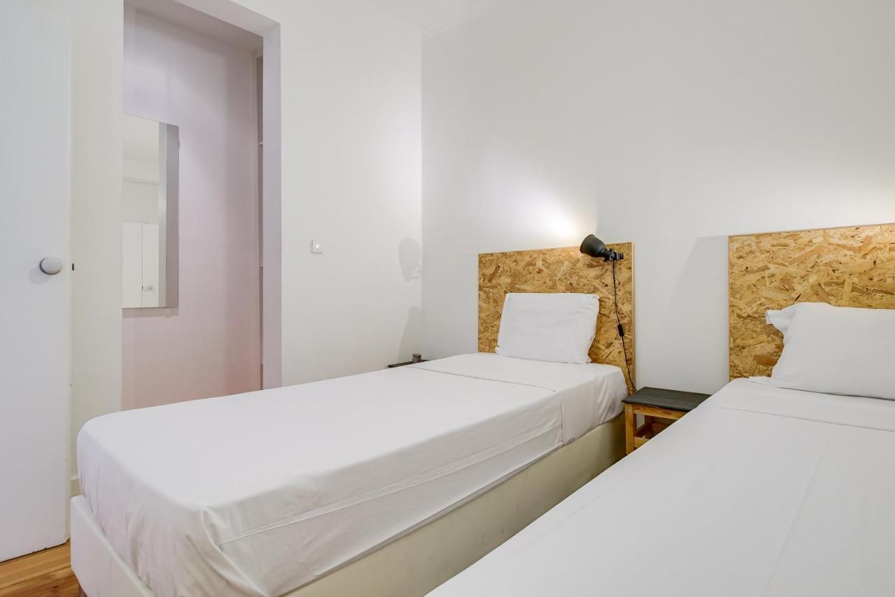 Madragoa Cosy Apartment Lisbon Luaran gambar